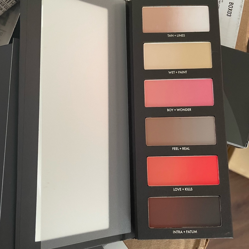 Hindash Beautopsy Pressed Pigment Palette